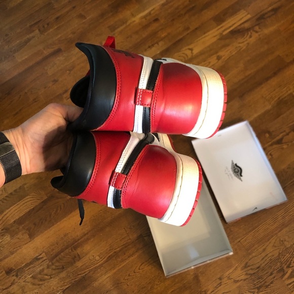 Air Jordan 1 retro high OG - Picture 7 of 9